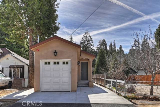 Crestline, CA 92325,22847 Juniper Lane