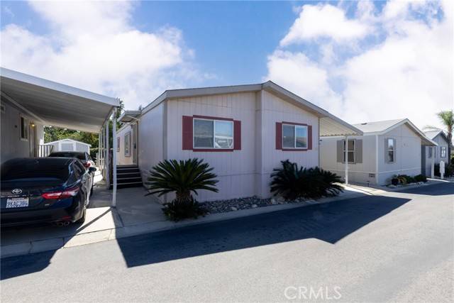 Mentone, CA 92359,2140 Mentone Boulevard #60