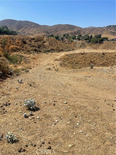 Colton, CA 92324,7111 Luane Trail