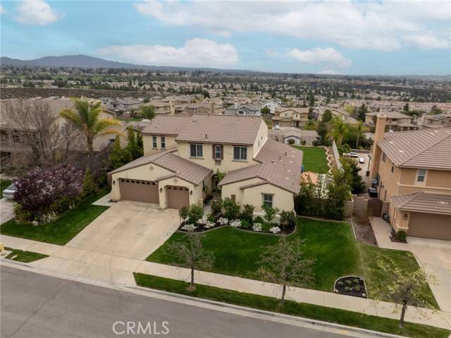 Yucaipa, CA 92399,33895 Old Trail Drive