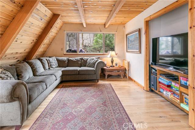 Lake Arrowhead, CA 92352,860 Talisman Lane
