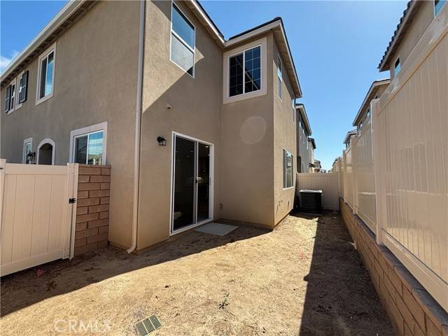 Santa Paula, CA 93060,452 Snowdrop Lane