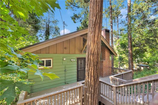 Crestline, CA 92325,23550 Lake Drive