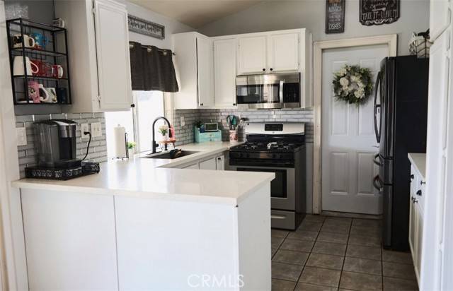 Beaumont, CA 92223,1533 Susan st
