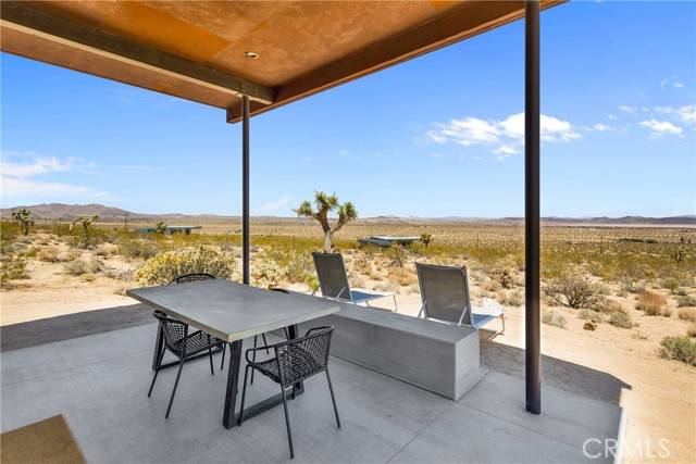 Joshua Tree, CA 92252,64172 Hollinger Road