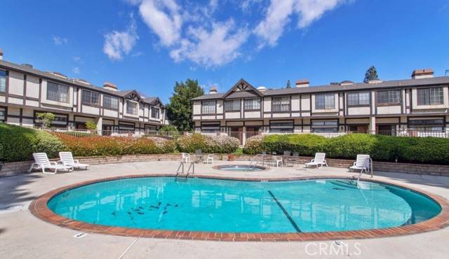 Winnetka (los Angeles), CA 91306,20737 Roscoe Boulevard #301