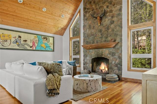 Lake Arrowhead, CA 92352,346 Bel Air Drive