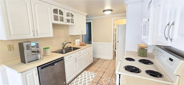 Redlands, CA 92374,623 Church Place #3