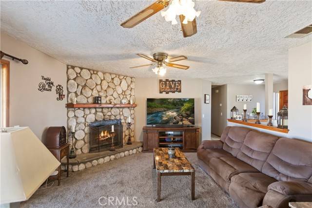 Apple Valley, CA 92308,9585 Juniper Street