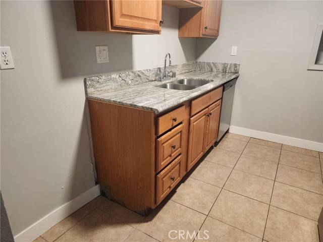 Riverside, CA 92503,4877 Jackson Street #C