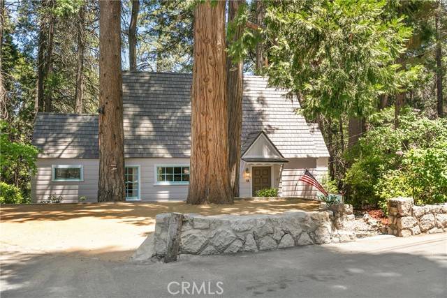 Lake Arrowhead, CA 92352,187 Cedar Circle Circle