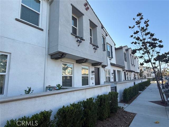 Eastvale, CA 92880,14527 Sienna Place