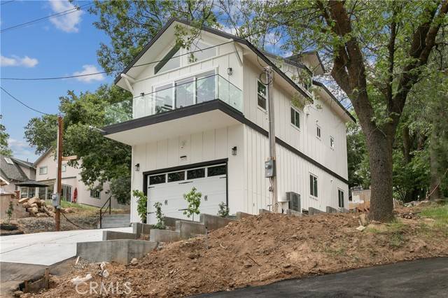 Lake Arrowhead, CA 92352,1670 Grass Valley Road