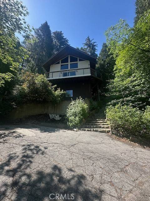 Crestline, CA 92325,24027 Lakeview Drive