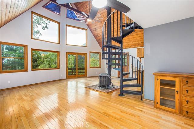 Angelus Oaks, CA 92305,6429 Cedar Avenue