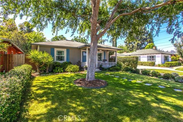 Redlands, CA 92373,1107 Chestnut Avenue