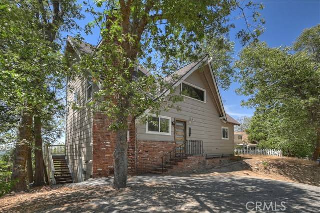 Lake Arrowhead, CA 92352,394 Emerald Dr