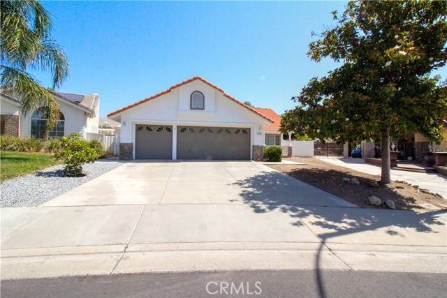 Lake Elsinore, CA 92530,15303 Lakebreeze Lane