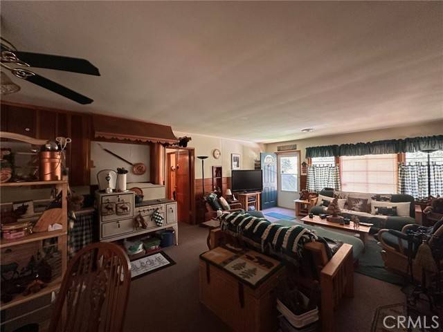 Angelus Oaks, CA 92305,6005 Maries