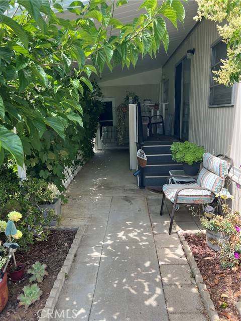 Yucaipa, CA 92399,12830 6th #30
