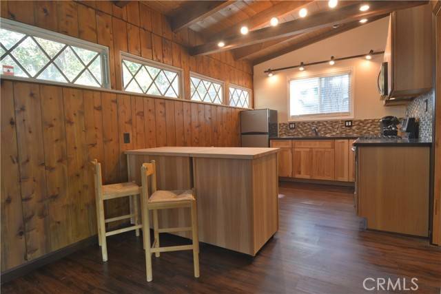 Running Springs, CA 92382,30607 Live Oak Drive