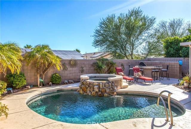 Palm Springs, CA 92262,3804 Mira Arena