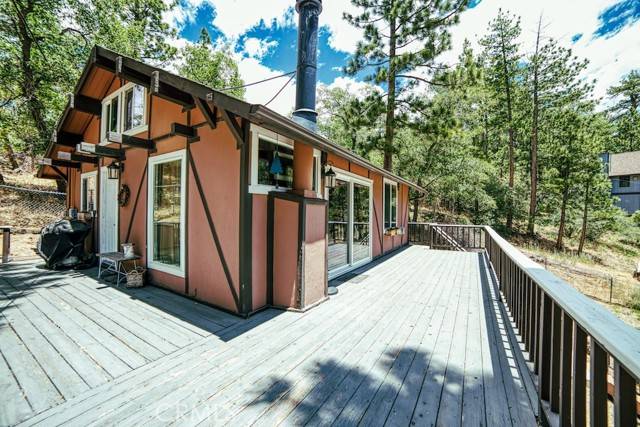 Big Bear Lake, CA 92315,43114 Monterey Street