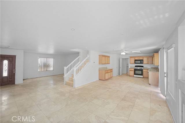 Fontana, CA 92337,15372 Brandon Lane