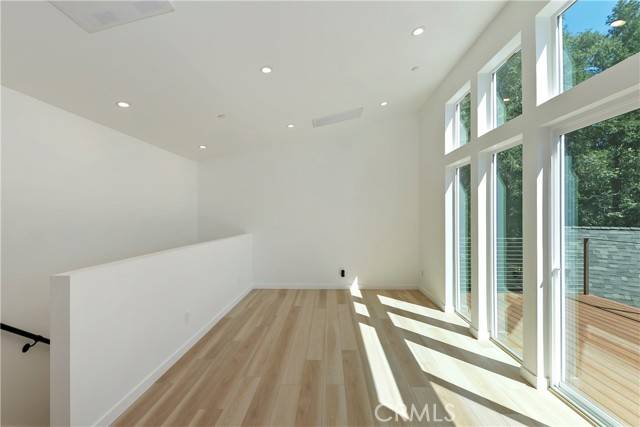 Twin Peaks, CA 92391,441 Oriole Drive #1
