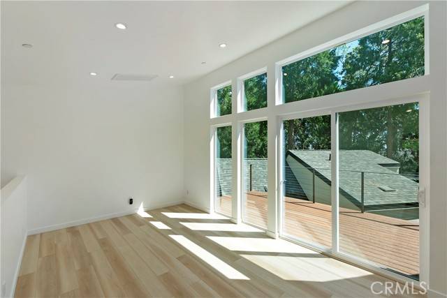 Twin Peaks, CA 92391,441 Oriole Drive #1