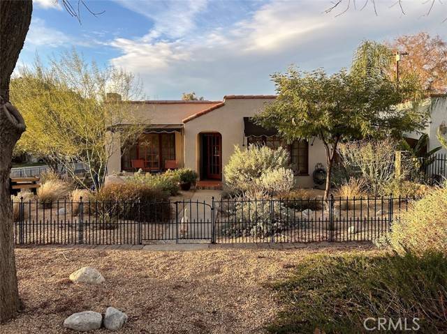 Redlands, CA 92373,1058 W Clifton Avenue