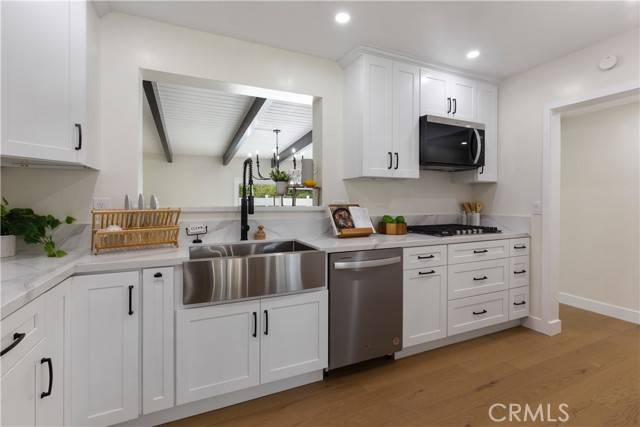 Lakewood, CA 90713,6458 Nixon Street