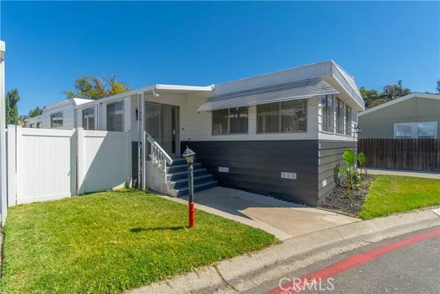 Corona, CA 92878,4901 Green River Road #227