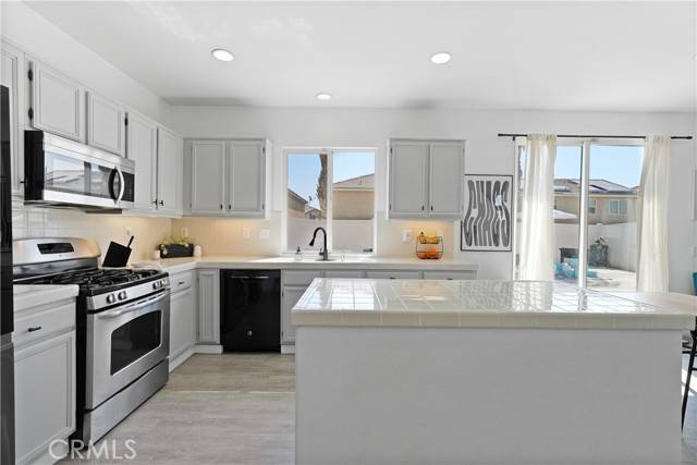 Perris, CA 92570,1391 Museo Way