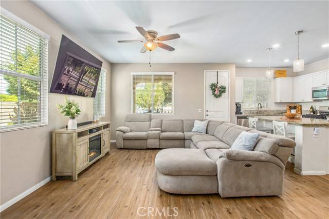 Colton, CA 92324,2002 Juniper Lane