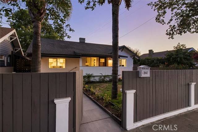 Los Angeles, CA 90065,2842 W Avenue 33