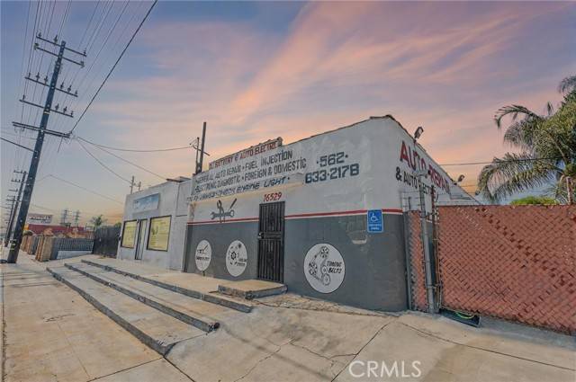 Bellflower, CA 90706,16529 Lakewood