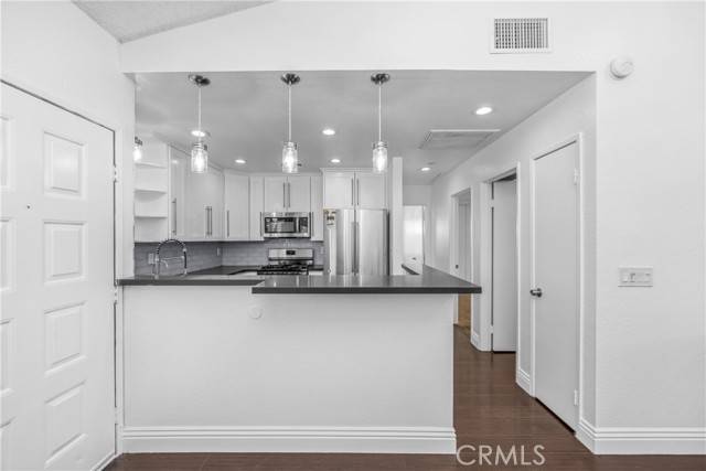 Fontana, CA 92337,11755 Vale Vista