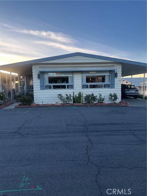 Yucaipa, CA 92399,12582 2nd #32