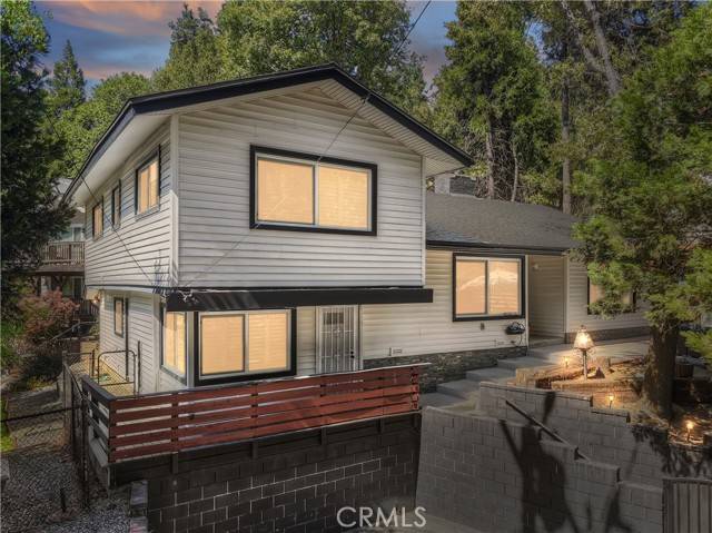 Crestline, CA 92325,24150 Zell Court
