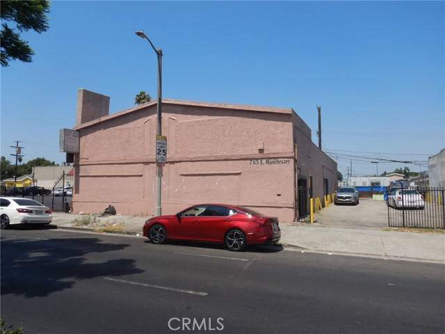 Los Angeles, CA 90001,715 E Manchester Avenue