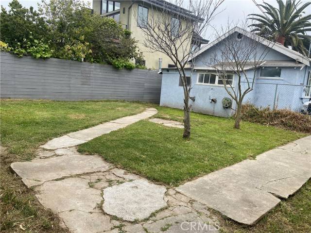 Venice (los Angeles), CA 90291,537 Brooks Avenue