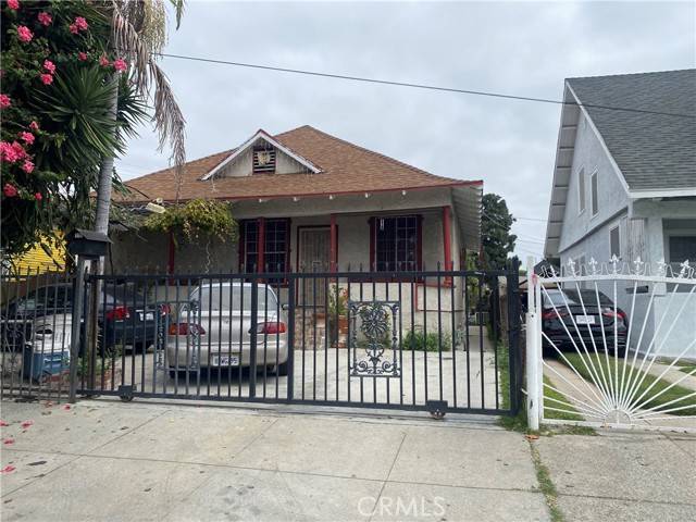 Los Angeles, CA 90011,317 E 42nd Place