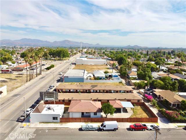 San Bernardino, CA 92411,796 N Mount Vernon Avenue