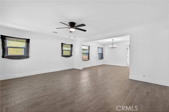 Los Angeles, CA 90044,1052 W 74th