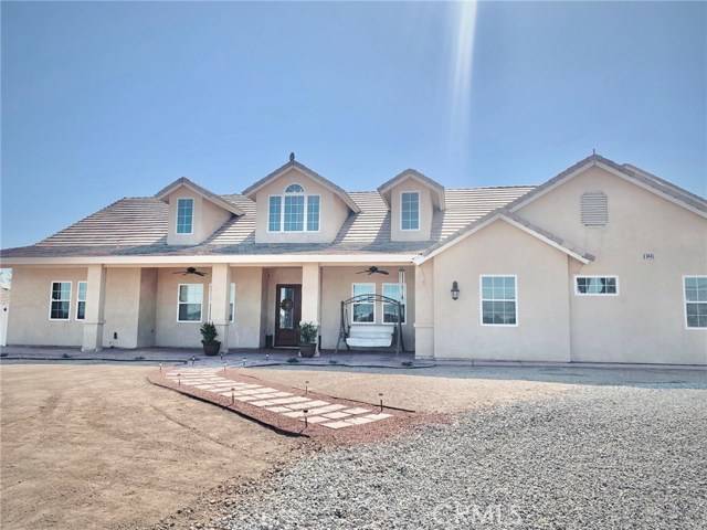 Malibu, CA 92344,8443 Macron Street