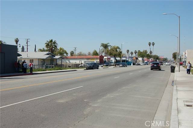 San Bernardino, CA 92410,225 E BASE LINE Street