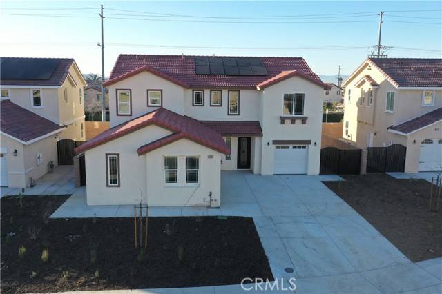 Fontana, CA 92336,16145 Cedar Court