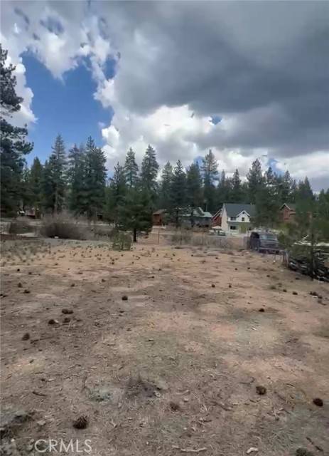 Fawnskin, CA 92333,39123 N Shore Drive