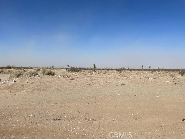 Adelanto, CA 92301,0 Mojave Drive